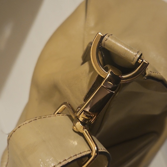 Tan Leather Cecile Bag with Convertible Strap Extra large - Picture 7 of 13